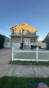 Beautiful Home in Freeport, New York 11520 - Image 5