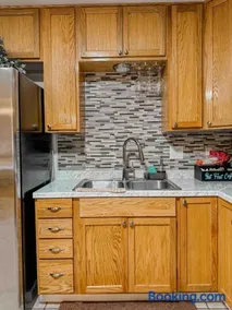 Vintage Family House - Image 2