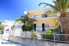 Apartments Alvin - Image 1