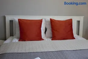 Lyra Apartment - Image 4