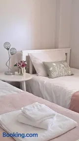 Peony Blossom Apartment, Croydon, quick accsess to Central London&Gatwick - Image 4