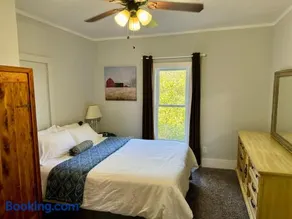 Waterfront - Private Retreat - Downtown Dover - Image 2
