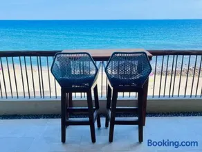 Beachfront 2BD -Ocenview Terrace - Infinity Pool - Image 1