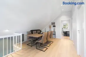 Nyoppført enebolig sentralt med eget spa - Image 4