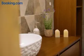 Thea Divine Comfort & View - Image 3