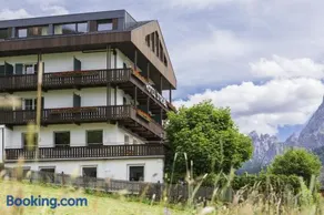 Hotel Strobl - Image 1