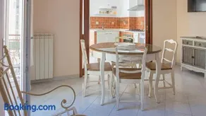 Candida's House - Image 2