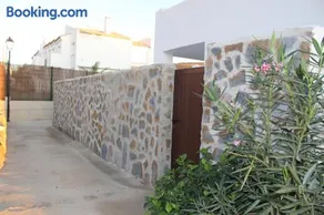 CASA ROMPEOLAS Atlanterra - Image 5