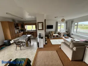 Hughie's Farm Cottage - Image 5