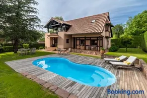 Casa Velasco - Image 1