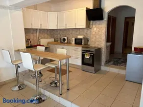 Apartman Tisz-t-a Chill - Image 4