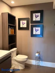 White Rock Joy Inn - Image 3