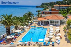 Chryssi Akti Hotel - Image 2