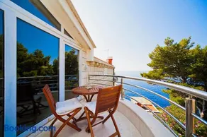 Big Blue Apartments - Image 5