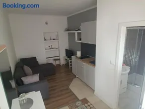 Lili - Image 3