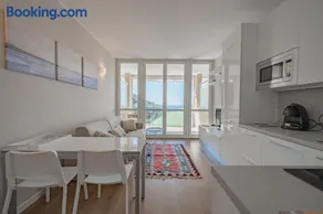 Appartamento incantevole con piscina - Image 3