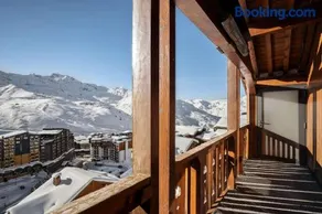 Luxury 4BR Apartment with Fireplace & Private Parking - Val Thorens - Image 5