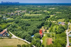 Villa Tre Colonne for 10 persons in Central Istria with 60 m2 private pool, mini golf & sauna - Image 2