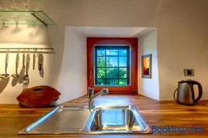 Karst house Žan Pliskovica with private pool - Image 2