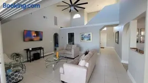 SW Florida Waterfront Home - Image 2