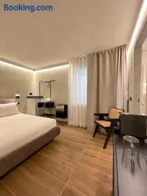 Raha Suites - Image 4