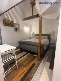 The Old Stable Room - Lovely room - Great location - Image 3