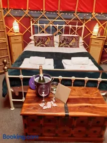 Orchard View Yurt & Hot Tub Somerset - Image 2