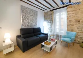 Palacio del Agua Apartamentos - Image 2