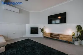 Retreat, Relax, Repeat in Katoomba, Blue Mountains - Image 4