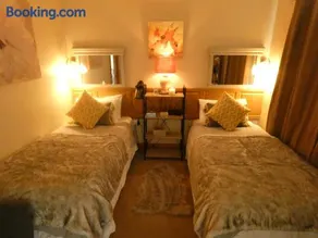 Bunratty Castle Mews B&B - Image 5