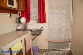 Hilda's place - Image 2