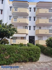 Shared Apartments in Albufeira - Image 1