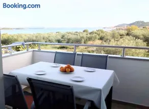 Grand Vista - Image 2