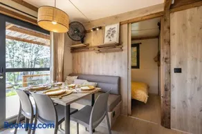 Chalet en bord de rivière - Image 4