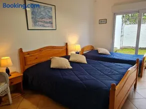 Chambres climatisées avec salle d'eau privée, idéal famille - Image 1
