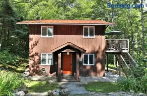 the SHACK - Three Bedroom Home Close to Ski Resort with Hot Tub - Image 4