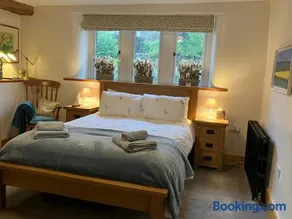 The Wharfe - Cosy, comfortable retreat - Image 2