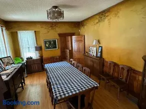 The Clausen House-Historic home close to the Lake - Image 4