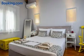 Casa Chrysa Chania 1st floor house with amazing view - Image 1