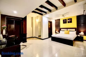 Lime Stays B&B GK-2 at Greater Kailash Metro South Delhi nearby Saket Select City - Image 5