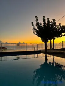Villa Lawton - Magnificent sea & mountain views! - Image 2