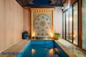 Palais Marrakech pool and rooftop - Image 1