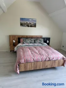 Maison avec Piscine, Jacuzzi et grand Jardin à 1h de Paris - Image 1
