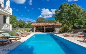 2 Bedroom Amazing Apartment In Pinezici - Image 1