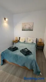W centrum NOWY Kameralny Apartamenta, Duży Parking, FV, Luksusowo wyposażony, PlayStation 5, Balkon, Klimatyzacja, Taras, Winda, Wyposażona kuchnia - Image 1