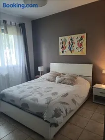 Chambre calme dans une maison à la campagne - Image 1