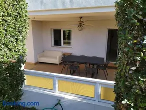 Apartamento con jardín privado, gran terraza y dos piscinas, en Playa de LaMora, Tarragona, familiar y tranquilo, reserva natural Bosque de la Marquesa con playas naturales, cerca de Altafulla, con parking, Wifi, Netflix - Image 4