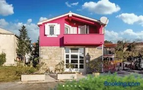 House Hermes - Image 1