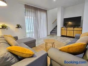 Pool & Park Balaton Apartment - Biro Tours Nr 122 - Image 4
