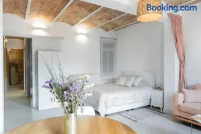 Magic Apartment with Private Terrace - Image 5